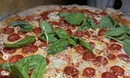 Pepperoni pizza(Image via Instagram/@baick_snacks)